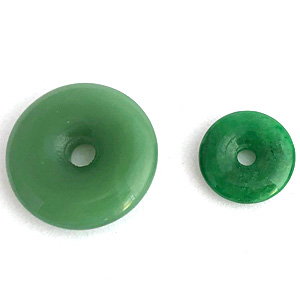 緑系翡翠輪パーツ。平安釦
