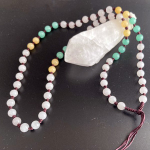 天然翡翠珠ネックレス紐