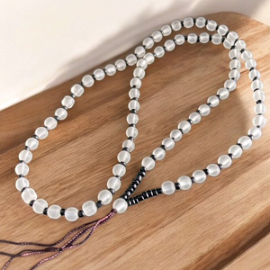 白系翡翠やや透明ネックレス紐