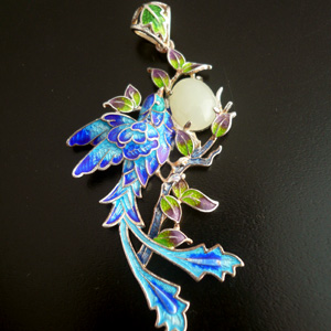 孔雀と翡翠のペンダントTOP