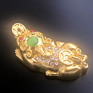 金運!メタルの貔貅(大)