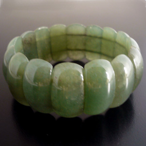 翡翠のピースアレンジ ストレッチブレスA