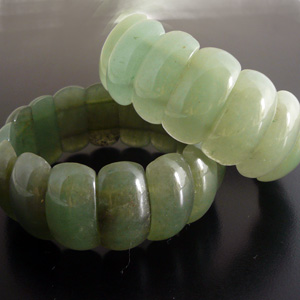 翡翠のピースアレンジ ストレッチブレスA