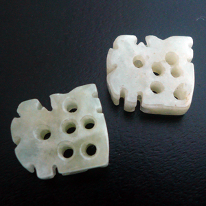 ヒスイのパーツ「福」漢字2個セット