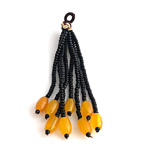 黄翡翠とオニキスの「房」が出来てる!