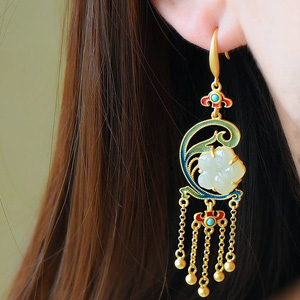 翡翠と七宝の宮廷ピアス