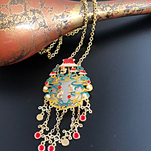 豪華七宝と翡翠ネックレス